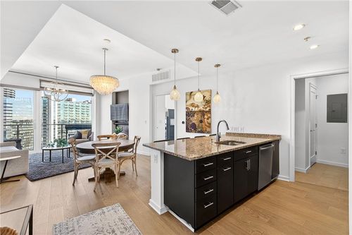 unit-2407-3325 Piedmont Rd Ne, Atlanta, GA, 30305-1899 | Card Image