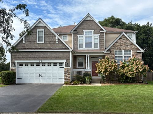 1057 Dana Ct, Antioch, IL, 60002-6422 | Card Image