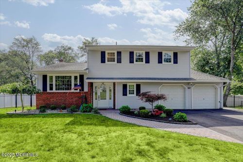 10 Arbach Ln, Manalapan, NJ, 07726-1804 | Card Image