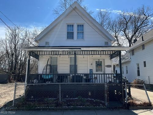 7508 Donald Ave, Cleveland, OH, 44103-2022 | Card Image