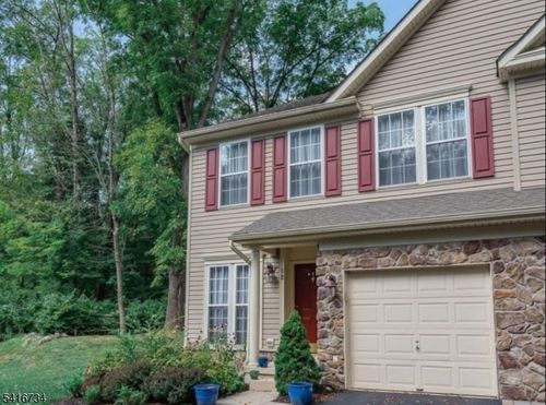 12 Village Ln, Sparta, NJ, 07871-8607 | Card Image