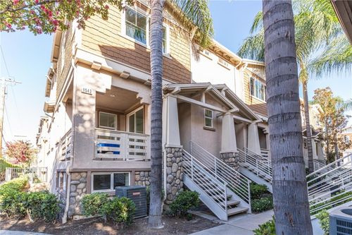 1543 Ledgestone Ln, Pomona, CA, 91767-3566 | Card Image