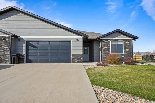 1811 Reserve St, Spearfish, SD, 57783-9514 | Card Image