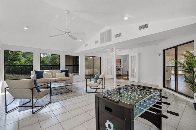 Extra living space! | Image 23