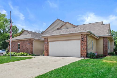 W159N4837 Graysland Drive, Menomonee Falls, WI, 53051 | Card Image