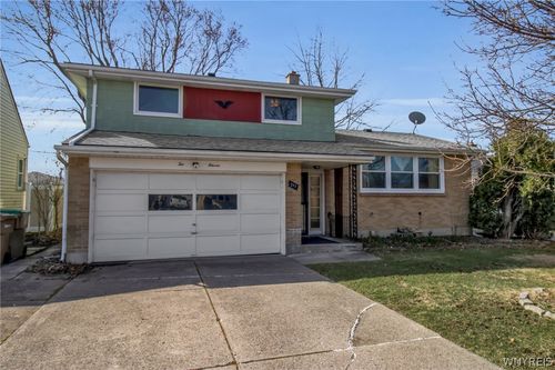 211 Temple Dr, Cheektowaga, NY, 14225-5208 | Card Image