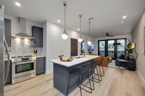 apt-313-303 31st Ave N, Nashville, TN, 37203-6395 | Card Image