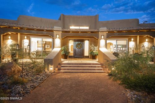 7003 Mcnutt Rd, Anthony, NM, 88021-9221 | Card Image