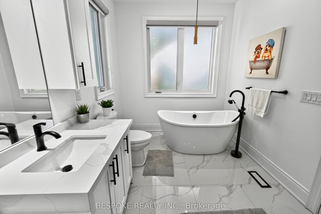 33 Maple St, House other with 4 bedrooms, 5 bathrooms and 5 parking in Ajax ON | Image 28