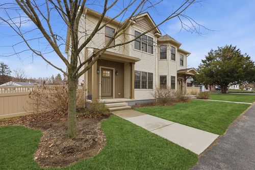 70b-70 Hatfield St, Northampton, MA, 01060-1531 | Card Image