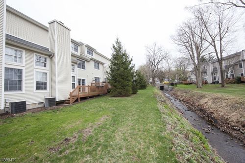 12 Mcmanus Ct, West Orange, NJ, 07052-2978 | Card Image
