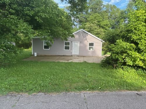 106 Wyatt St N, Bruceton, TN, 38317-2103 | Card Image