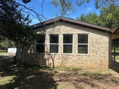 228 County Road 3580, China Spring, TX, 76633-4525 | Card Image