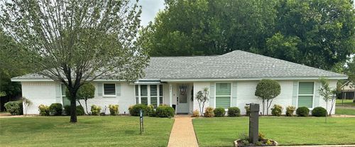 341 Cedarwood Ln, Hewitt, TX, 76643-3056 | Card Image