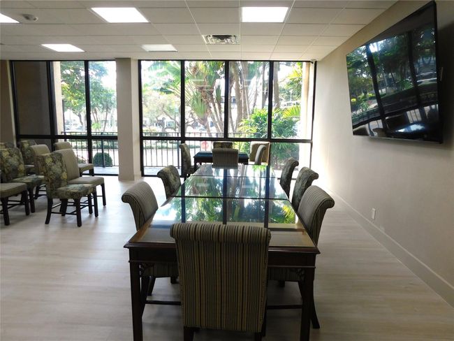 Card Room | Image 32