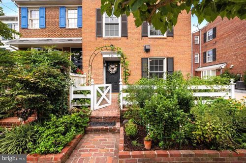 621 S Saint Asaph St, ALEXANDRIA, VA, 22314-4118 | Card Image