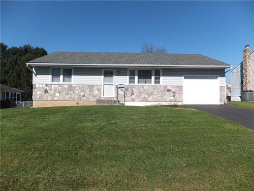 3315 Melrose Ln, Whitehall, PA, 18052-3521 | Card Image
