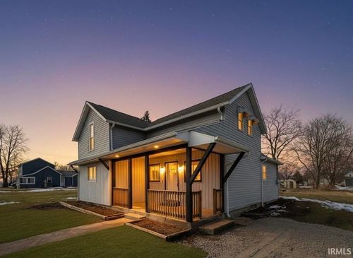 402 W Pleasant St, Churubusco, IN, 46723-2104 | Card Image