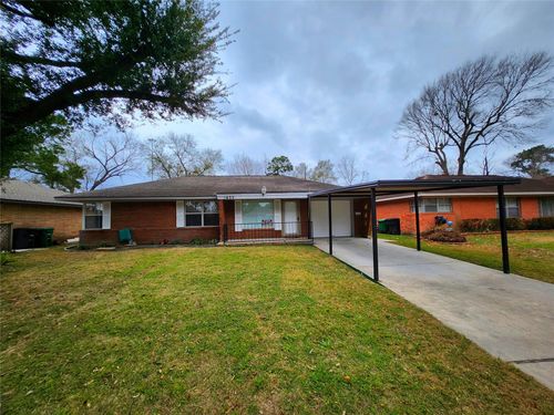 1635 Wilde Rock Way, Houston, TX, 77018-7211 | Card Image