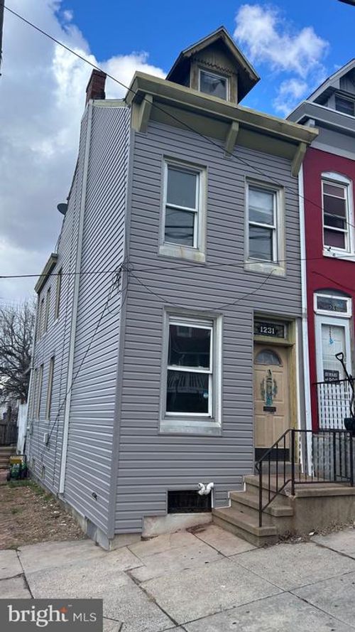 1231 Oley St, READING, PA, 19604-2537 | Card Image