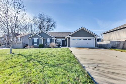 919 E 8th Cir, Kearney, MO, 64060-7699 | Card Image