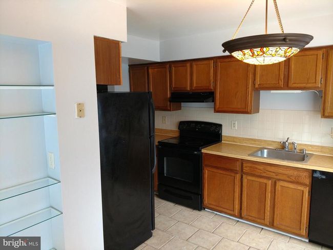 15205 Streamside Ct, Townhouse with 3 bedrooms, 4 bathrooms and null parking in DUMFRIES VA | Image 6