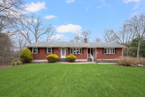 42 Ledge Rd, Coventry, RI, 02816-4940 | Card Image