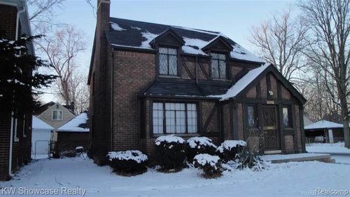 16651 Chandler Park Dr, Detroit, MI, 48224-2608 | Card Image