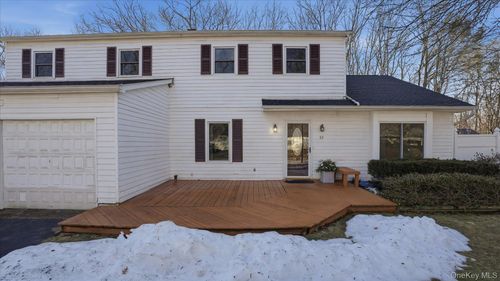 63 Patricia Ln, South Setauket, NY, 11720-1235 | Card Image