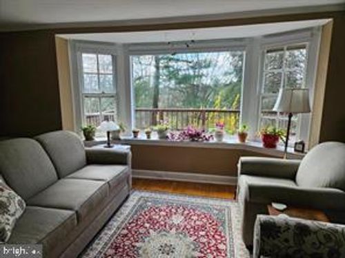 1453 Washington Ln, JENKINTOWN, PA, 19046-1227 | Card Image