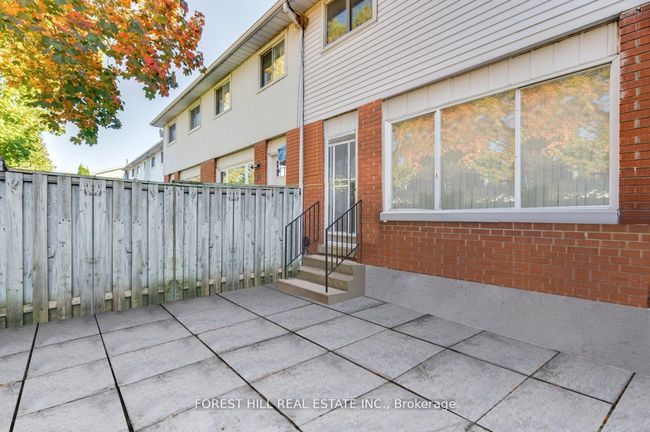 20 - 10 Angus Rd, Condo with 3 bedrooms, 2 bathrooms and 1 parking in Hamilton ON | Image 5