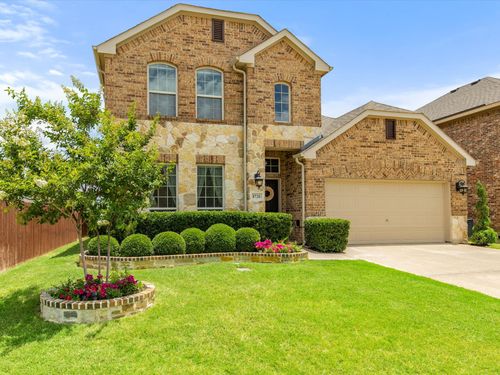 8720 Devonshire Dr, Fort Worth, TX, 76131-3388 | Card Image