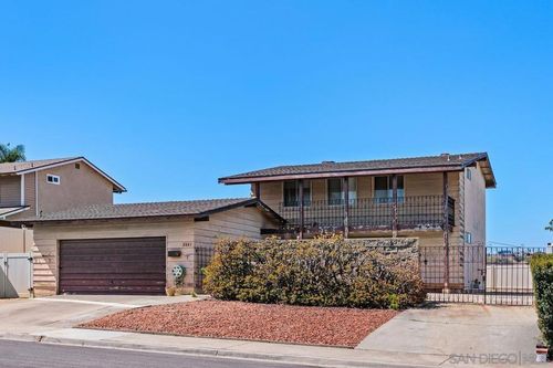 2845 Arcola Ave, San Diego, CA, 92117 | Card Image