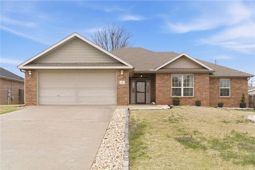 194 Hailey Dr, Centerton, AR, 72719-8914 | Card Image