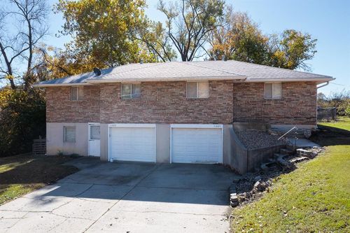 11123 - 11125 Leavenworth Road, Kansas City, KS, 66109 | Card Image