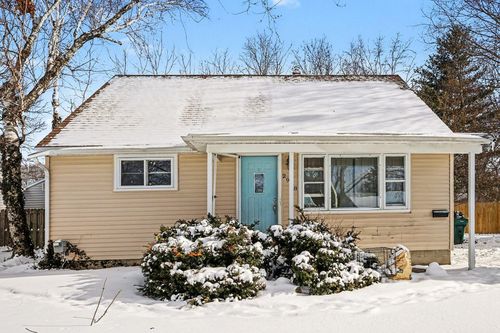 2928 Lafayette Cir, Lansing, MI, 48906-2412 | Card Image