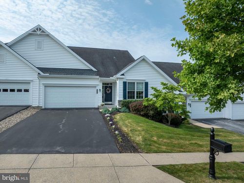 394 Beacon Cir, BOALSBURG, PA, 16827-1261 | Card Image