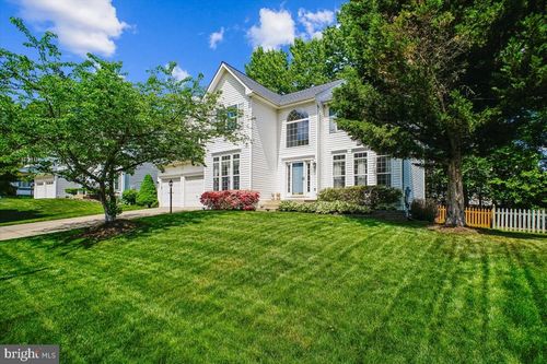 6006 Fincastle Dr, MANASSAS, VA, 20112-5445 | Card Image