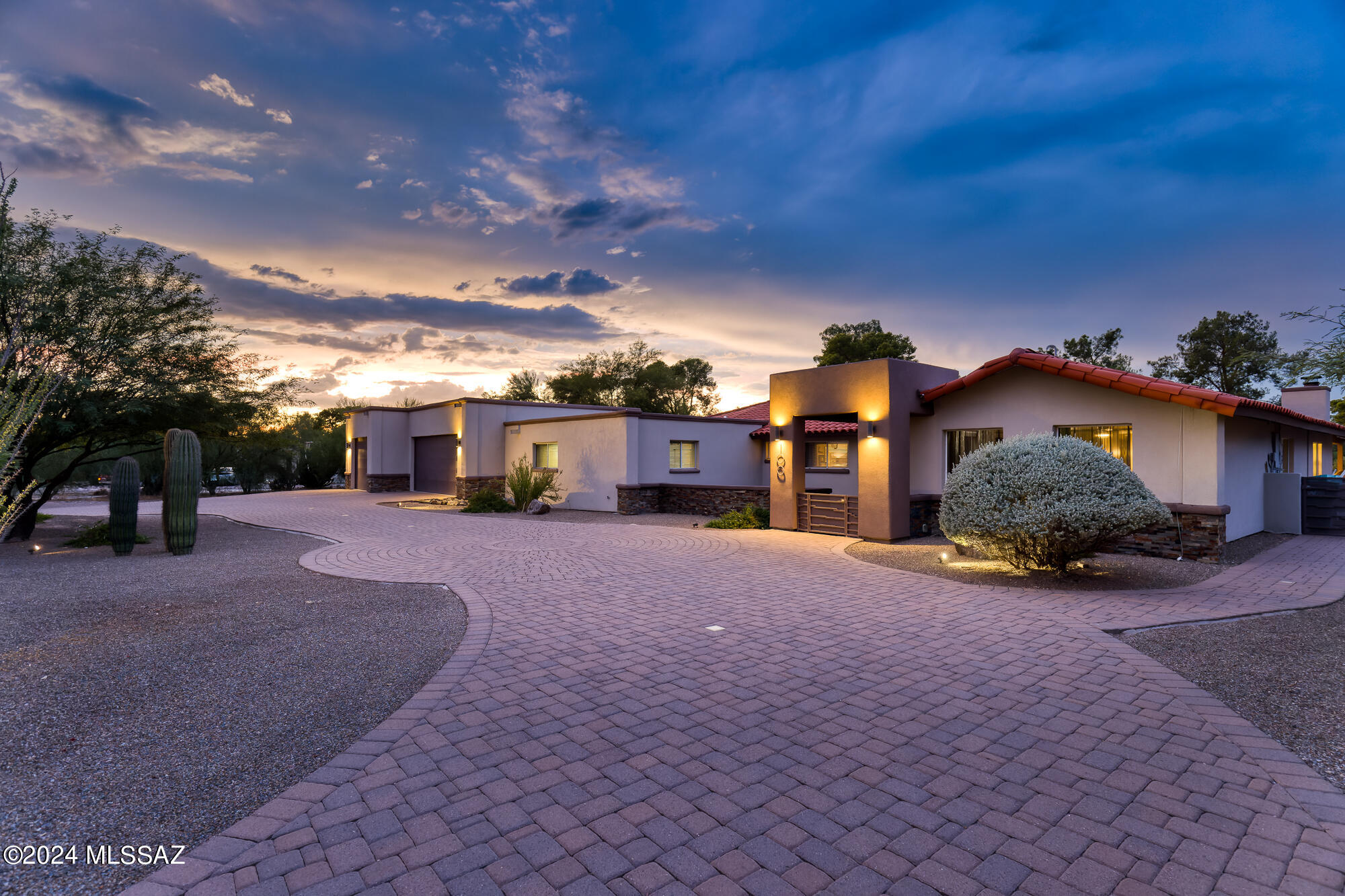 Greenock Dr, Tucson, AZ 85737