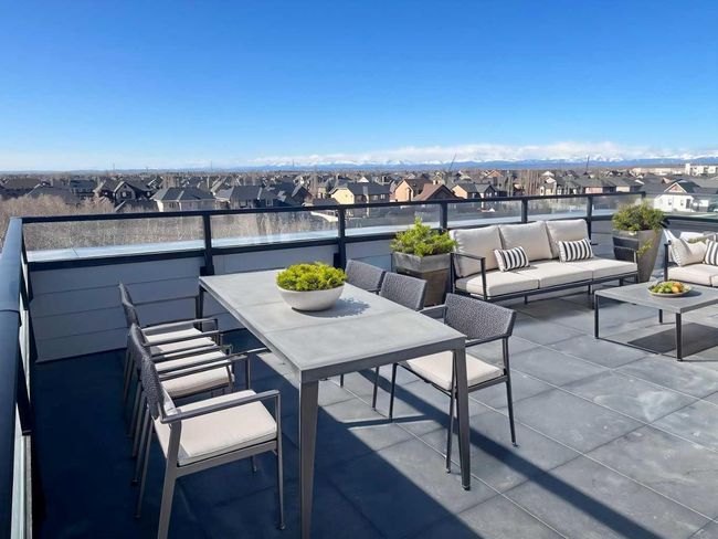 501 - 8155 8th Ave, Townhouse with 3 bedrooms, 3 bathrooms and 2 parking in Calgary AB | Image 38