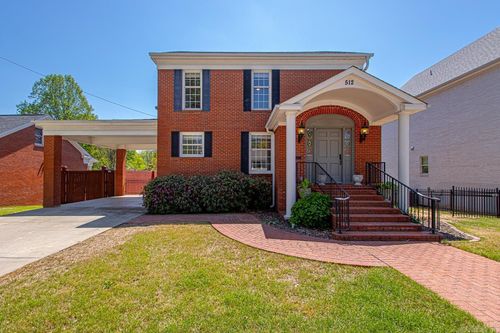 512 W North St, Benton, AR, 72015-4267 | Card Image
