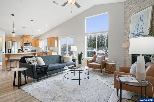 5666 Jeremy Valley Dr Se, House other with 5 bedrooms, 3 bathrooms and null parking in Salem OR | Image 4
