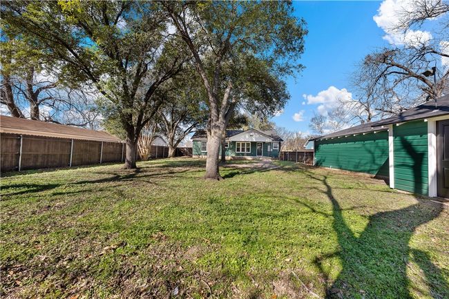 3306 Cumberland Ave, House other with 2 bedrooms, 2 bathrooms and 4 parking in Waco TX | Image 73