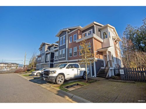 9-8370 202b St, Langley, BC, V2Y4K8 | Card Image