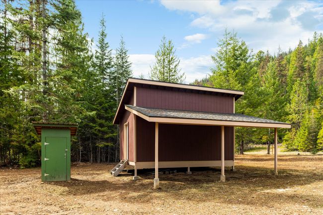 8556 Yaak River Rd, House other with 3 bedrooms, 2 bathrooms and null parking in Troy MT | Image 9