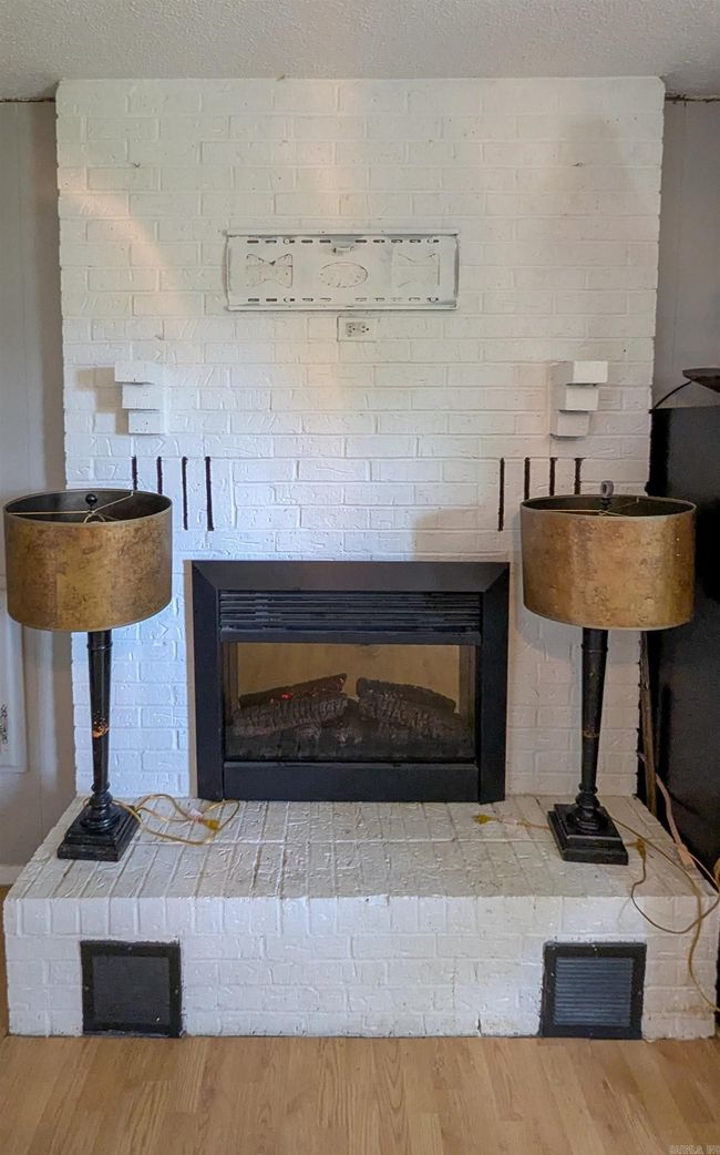 116 Combs St, House other with 3 bedrooms, 2 bathrooms and null parking in Tuckerman AR | Image 4