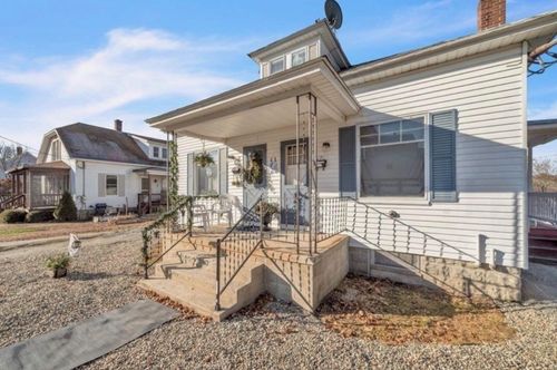 5-7 Bellevue Ave, Ware, MA, 01082-1033 | Card Image