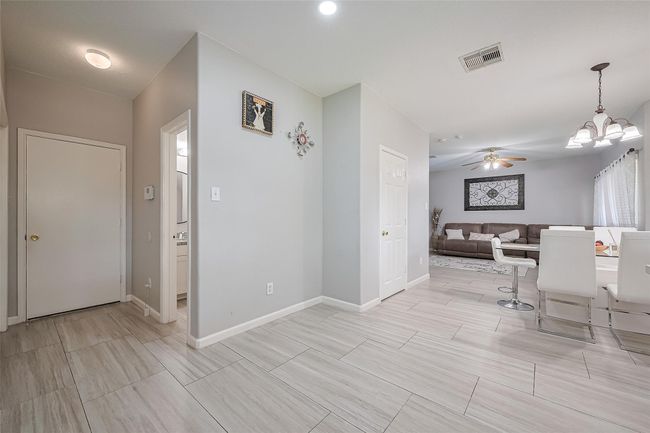 723 Pine Thicket Ct, House other with 3 bedrooms, 3 bathrooms and 2 parking in Spring TX | Image 15