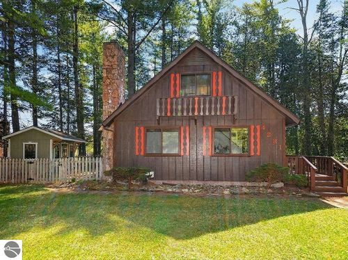 4281 Franklin Trail, Sterling, MI, 48659 | Card Image