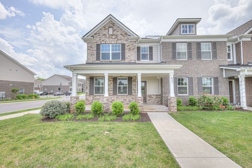 531 Swanholme Dr, Murfreesboro, TN, 37128-1849 | Card Image
